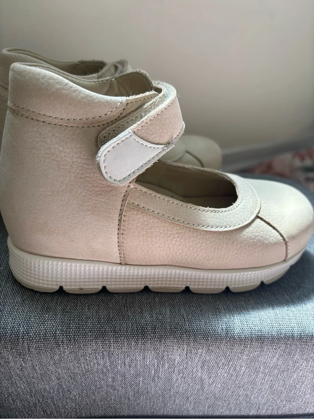Genuine Leather and Nubuck orthopedic Girls Cream Mary Jane Dress Shoes